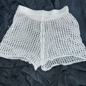 Elegant Crochet Women Shorts in Cream